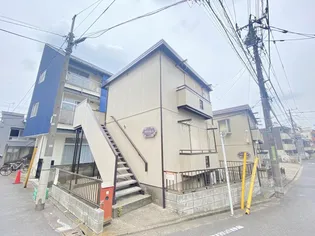 フラワーハイムA棟【1階】の外観