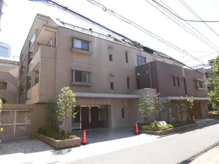 メゾンカルム西新宿【3階】の外観