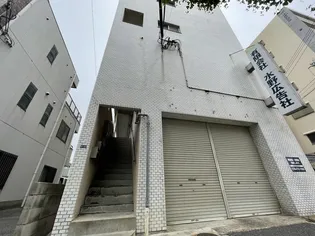 良本三川口マンション【5階】の外観