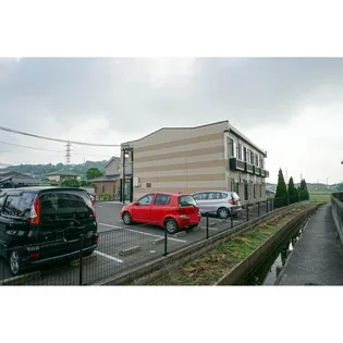 レオパレスアンフィニ【1階】の外観