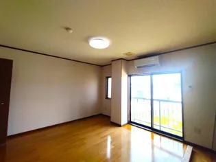 コーポリバーサイドIII【4階】の居間