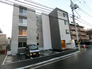 FROM SEQUENCE【4階】の外観