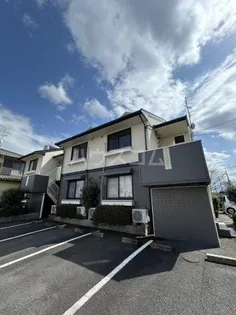 スイーツ山路【2階】の外観