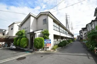 エステート樋口【1階】の外観