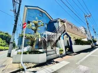 メビウスコート国立【2階】の外観