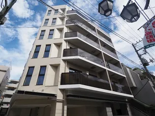 東京都世田谷区松原5【マンション】の外観