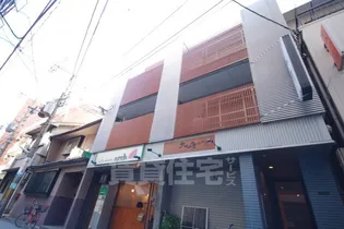 EXIT 13【3階】の外観