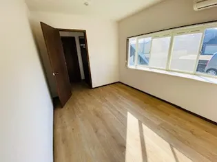 サンシャイン西福原【2階】の内装