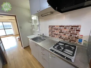 サン・ヒーローマンション亀川I【2階】のキッチン