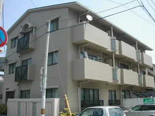 グリーンマンション【3階】の外観