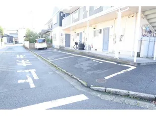 キャピトル桃山【2階】の地図