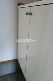 ライフII【2階】の玄関