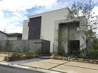 セレーノ庭瀬【3階】の外観