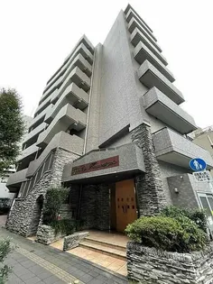 東京都世田谷区駒沢4【マンション】の外観