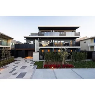 La Perla JiyugaokaIIの外観