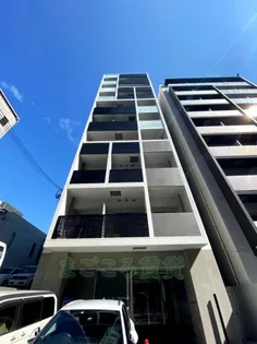 MONOLITH【3階】の外観