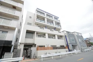 ベルコート104【2階】の外観