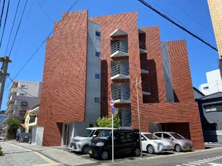 Reverse Mountain【5階】の外観