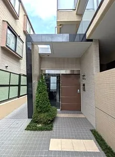 東京都新宿区市谷加賀町2【マンション】の外観