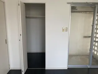 プティコルネ【4階】の内装