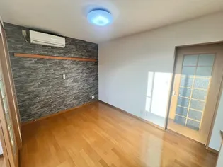 サンクレール【2階】の居間