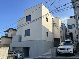 メープルリーフ伍番館【1階】の外観