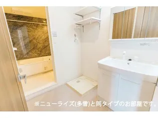 ヒカルサ長岡関原I【1階】の内装