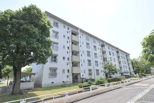 UR江南【3階】の外観