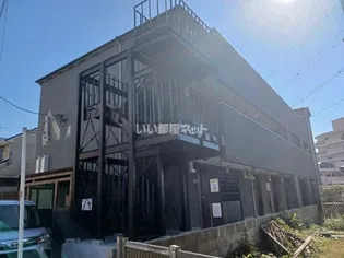 埼玉県川口市大字里【アパート】の外観