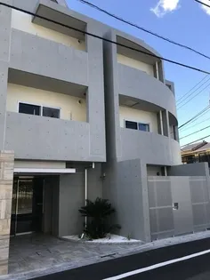 東京都新宿区西落合1【マンション】の外観