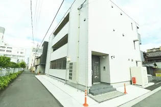 パティオ南方【3階】の外観