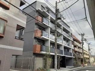 リージア三軒茶屋【1階】の外観