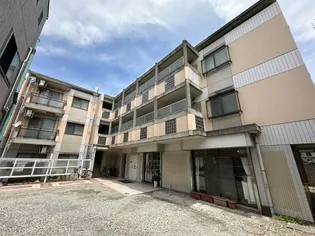 プラスエステートマンションの画像