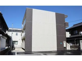 アヴェニュー赤代【1階】の外観