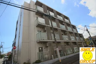 VANN AMORの画像