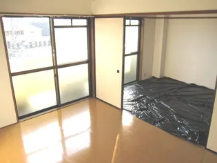 コーポ新陽【3階】の居間