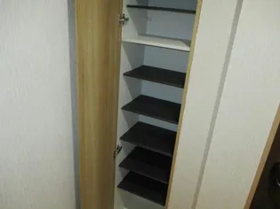 カリーナの内装