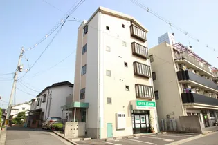 ベルビュー【4階】の外観