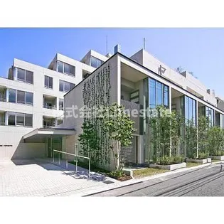 ランテンヌ四谷【3階】の外観