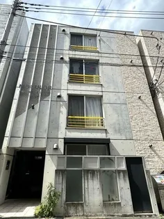 東京都中野区本町5【マンション】の外観