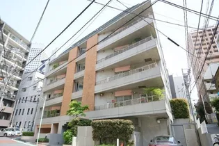 東京都渋谷区代々木2【マンション】の外観