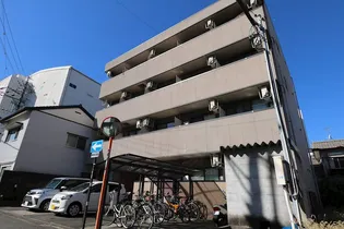 シャトル稲川の画像