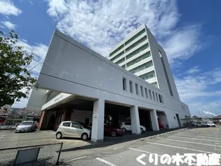 情報センターマンション【8階】の外観