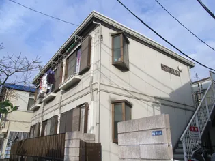 ファミーユ及川【2階】の外観
