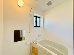 ネーブルうらやしき B棟【2階】の風呂