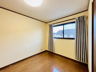 ネーブルうらやしき B棟【2階】の内装