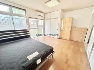 コーポ河中【1階】の居間