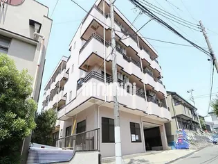 アドーレ湘南【3階】の外観