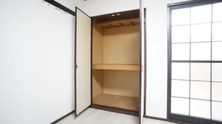 エステート阿倉川B棟【1階】の内装