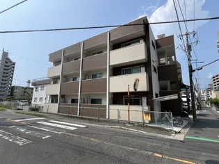 AXA五日市駅前の画像